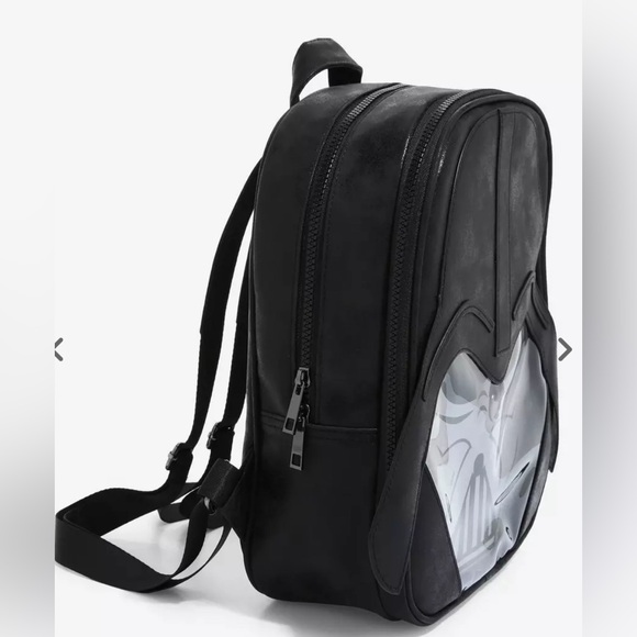 Star Wars X Heroes & Villains Darth Vader Pin Collector Mini Backpack - Picture 2 of 4